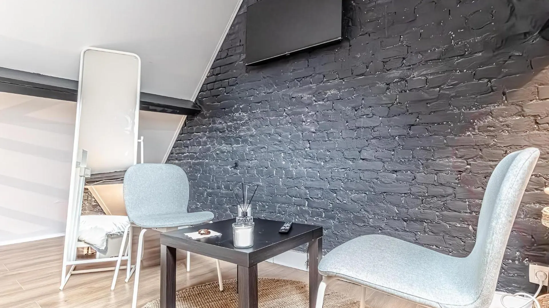 Lovely & Comfortable Studio Apartments At Heart Of Gent Belgien