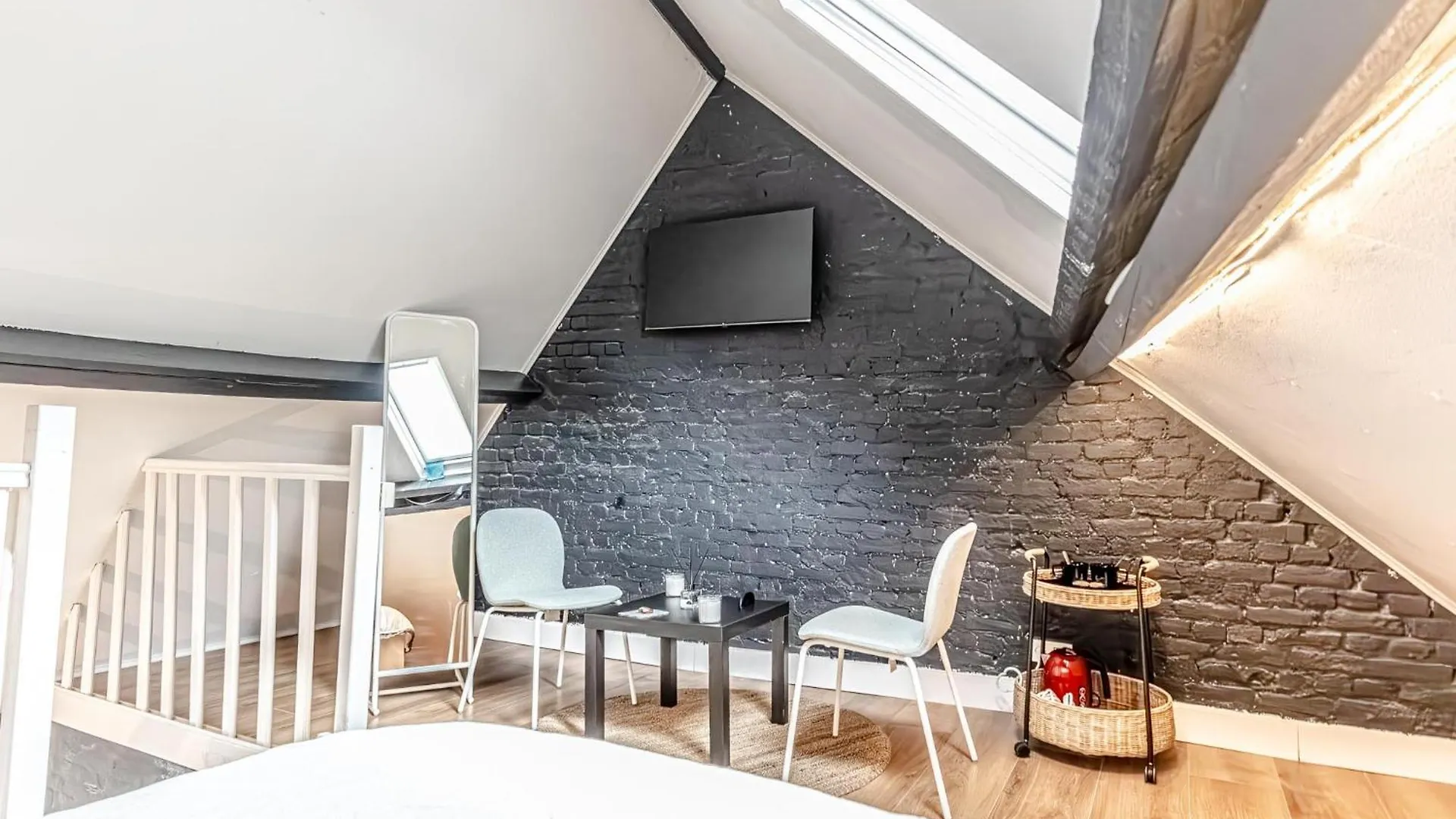 Lovely & Comfortable Studio Apartments At Heart Of Gent 0*,  Belgien