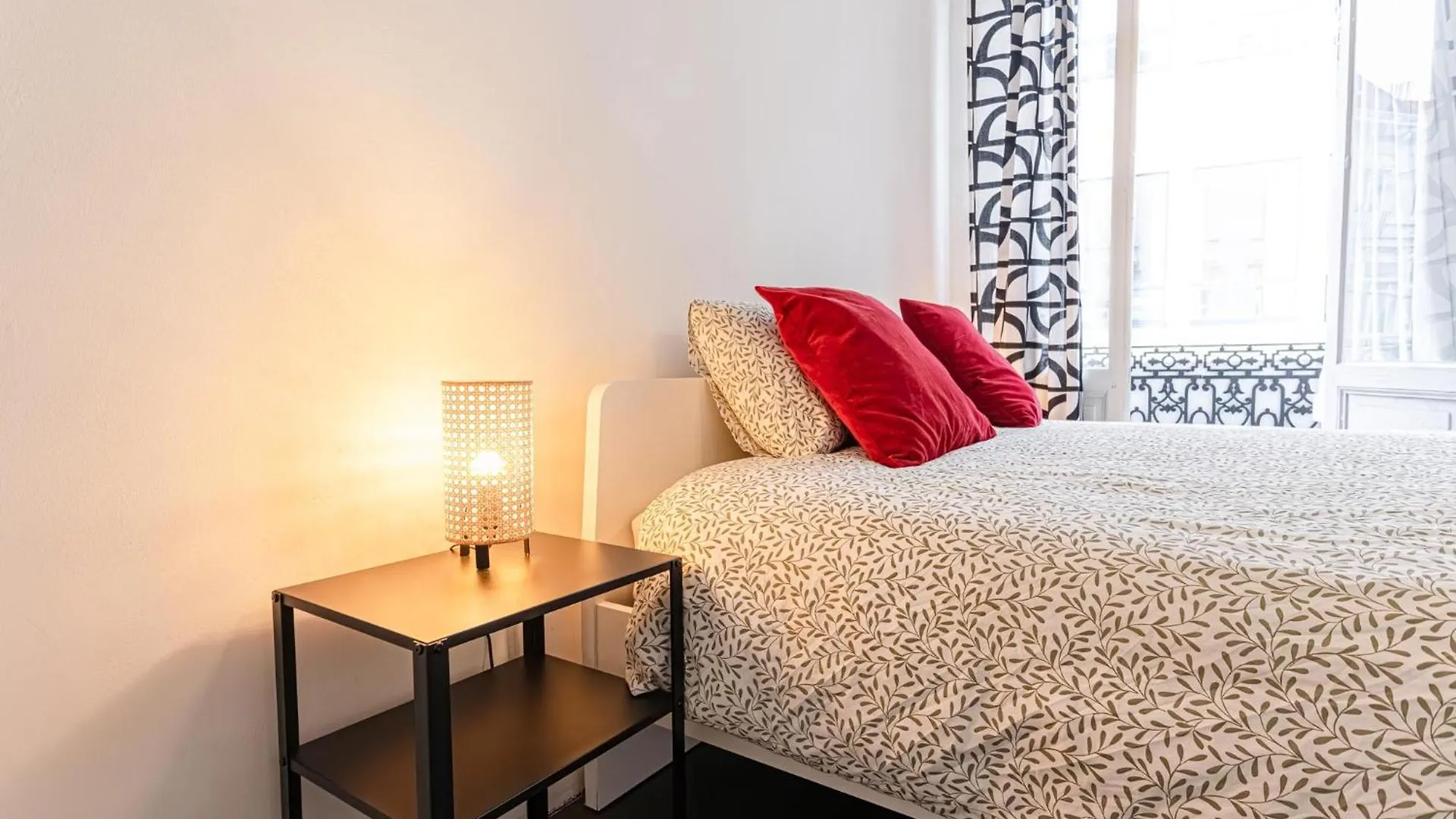 Lovely & Comfortable Studio Apartments At Heart Of Gent Belgien