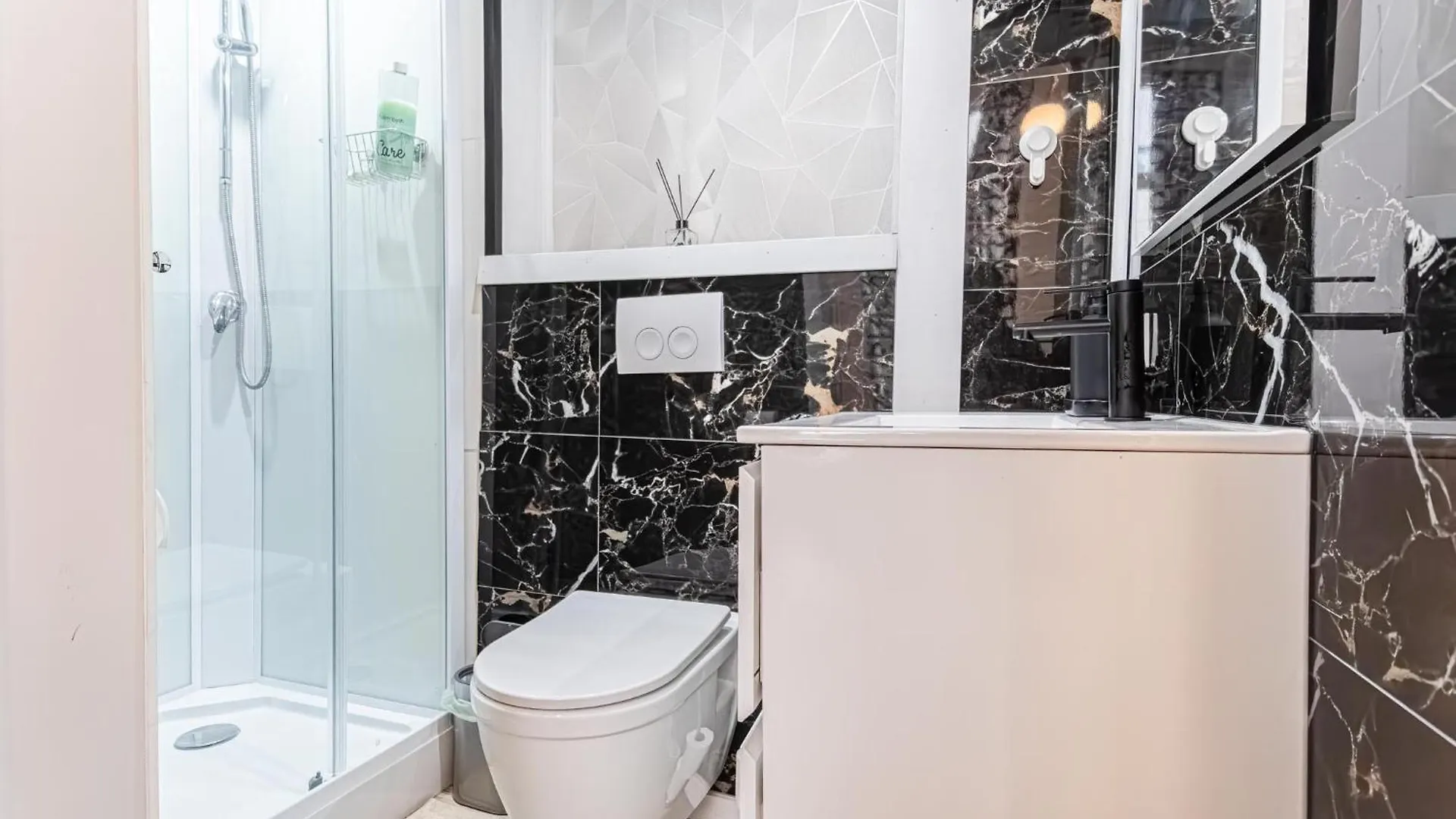 Lovely & Comfortable Studio Apartments At Heart Of Gent 0*,