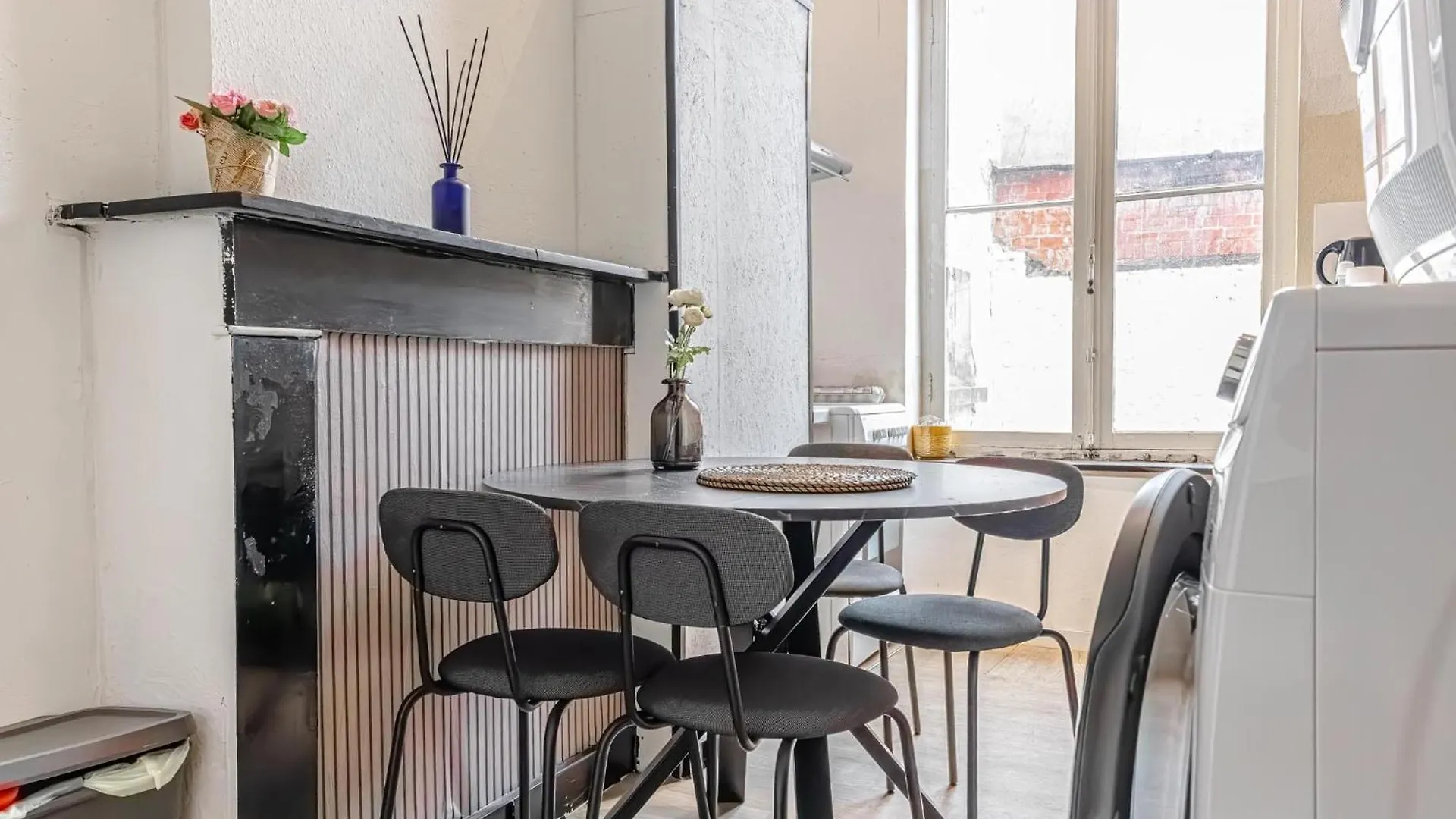 Lovely & Comfortable Studio Apartments At Heart Of Gent 0*,
